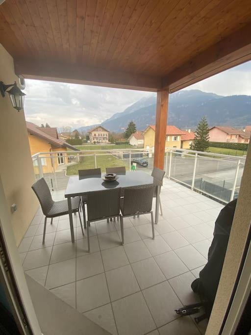 Appartement Belle Vue Sur Les Montagnes Saint-Pierre-en-Faucigny Kültér fotó